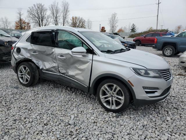 5LMTJ3DH7HUL34518 - 2017 LINCOLN MKC RESERVE SILVER photo 4