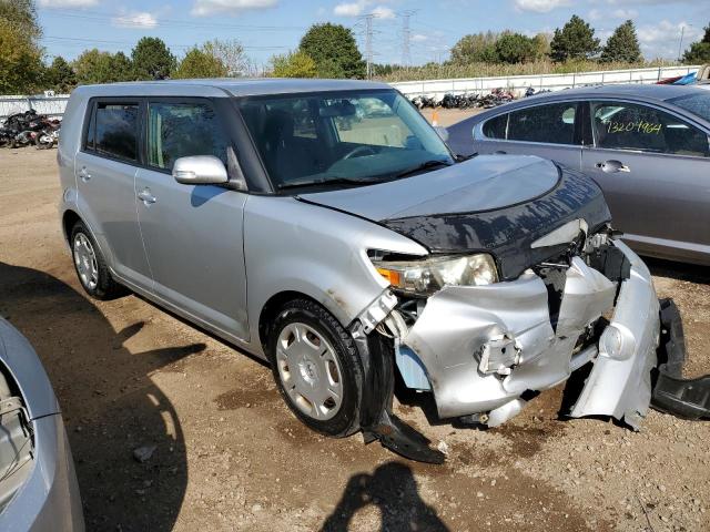 JTLZE4FE5B1134118 - 2011 TOYOTA SCION XB SILVER photo 4