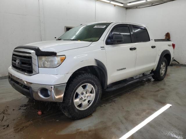 2011 TOYOTA TUNDRA CREWMAX SR5, 