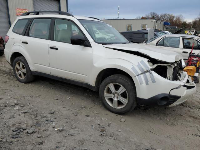 JF2SH6BC3AG786561 - 2010 SUBARU FORESTER XS Biały zdjęcie 4