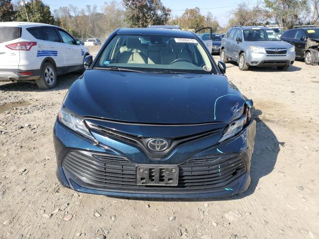 4T1B11HK9KU794327 - 2019 TOYOTA CAMRY L BLUE photo 5