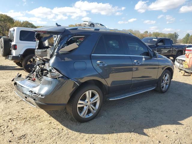 4JGDA5HB8FA515604 - 2015 MERCEDES-BENZ ML 350 4MATIC BLACK photo 3