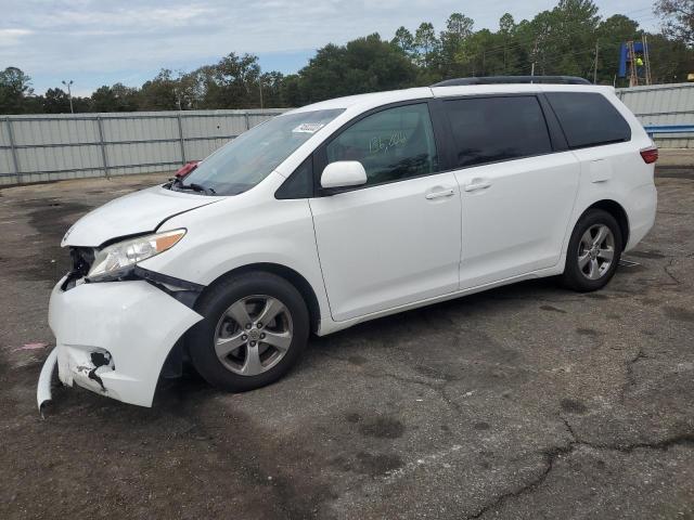 5TDKZ3DC2HS845798 - 2017 TOYOTA SIENNA LE WHITE photo 1