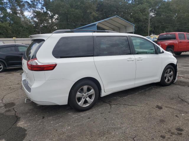 5TDKZ3DC2HS845798 - 2017 TOYOTA SIENNA LE WHITE photo 3