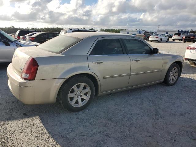 2C3LA53G06H429101 - 2006 CHRYSLER 300 TOURING GOLD photo 3