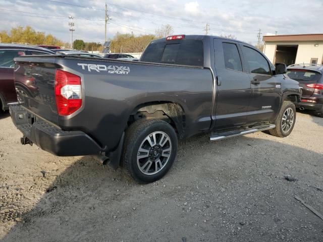 5TFUW5F13JX734072 - 2018 TOYOTA TUNDRA DOUBLE CAB SR/SR5 GRAY photo 3