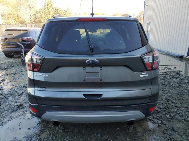 1FMCU0GD3HUB49576 - 2017 FORD ESCAPE SE GRAY photo 6