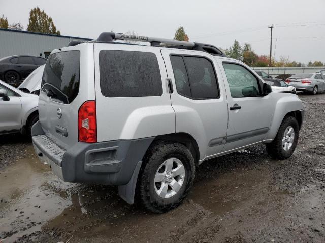 5N1AN0NW5DN811025 - 2013 NISSAN XTERRA X SILVER photo 3