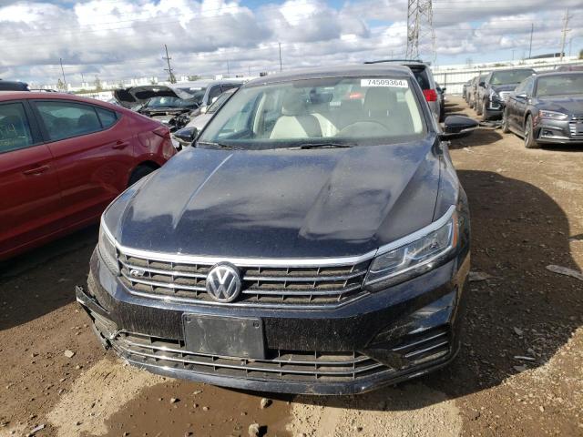 1VWDT7A38HC084053 - 2017 VOLKSWAGEN PASSAT R-LINE Schwarz Foto 5