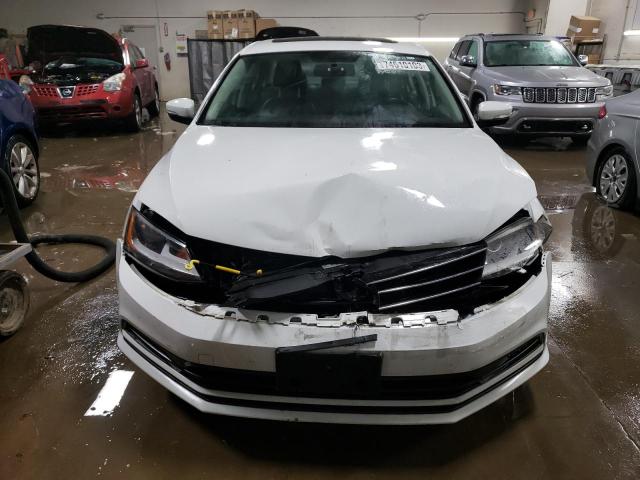 3VWD67AJ1GM304006 - 2016 VOLKSWAGEN JETTA SE WHITE photo 5