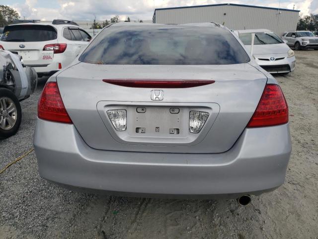 1HGCM56337A214518 - 2007 HONDA ACCORD SE SILVER photo 6