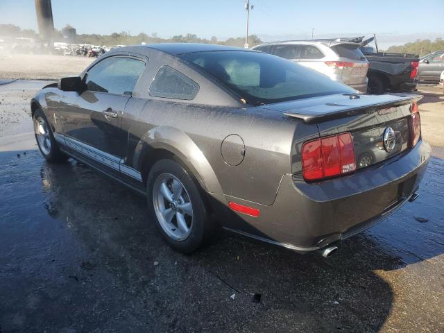 1ZVFT80N075215819 - 2007 FORD MUSTANG CHARCOAL photo 2