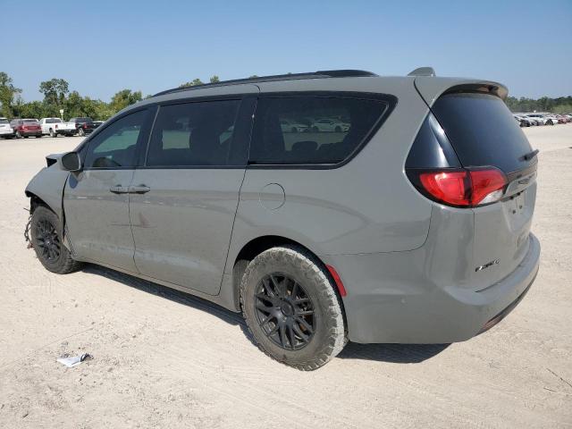 2C4RC1EG7LR287020 - 2020 CHRYSLER PACIFICA TOURING L PLUS GRAY photo 2