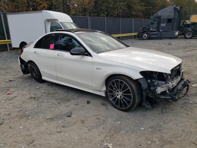 55SWF6EB7JU267918 - 2018 MERCEDES-BENZ C 43 4MATIC AMG WHITE photo 4