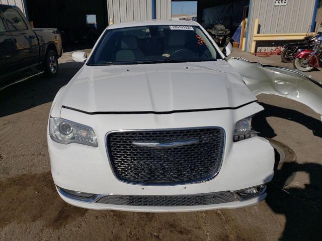 2C3CCAAG5HH647365 - 2017 CHRYSLER 300 LIMITED WHITE photo 5