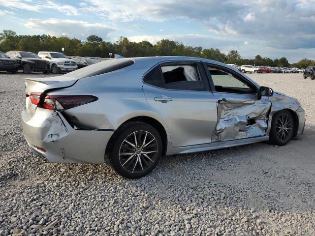4T1G11AK0RU917216 - 2024 TOYOTA CAMRY SE NIGHT SHADE SILVER photo 3