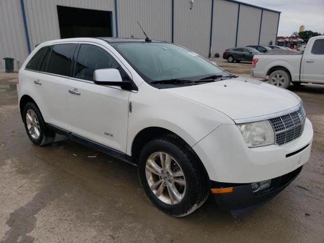 2LMDJ8JC3ABJ34457 - 2010 LINCOLN MKX WHITE photo 4