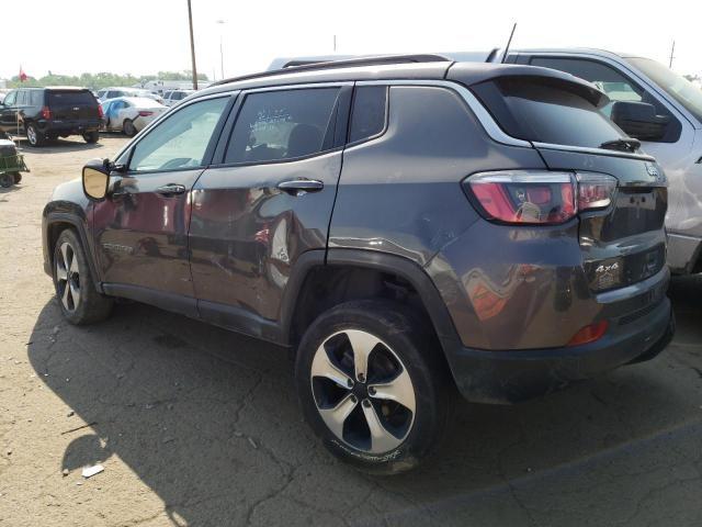 3C4NJDBB3KT754444 - 2019 JEEP COMPASS LATITUDE GRAY photo 2