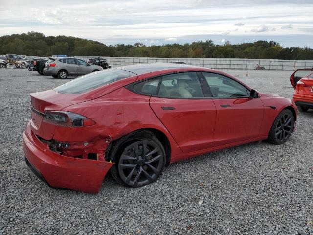 5YJSA1E52NF470622 - 2022 TESLA MODEL S RED photo 3