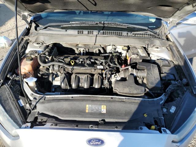 3FA6P0H77DR379663 - 2013 FORD FUSION SE SILVER photo 11