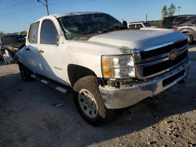 1GC4KZCG1DF126718 - 2013 CHEVROLET SILVERADO K3500 WHITE photo 4