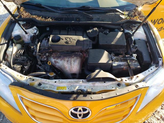 4T4BF3EK7BR190413 - 2011 TOYOTA CAMRY BASE YELLOW photo 11