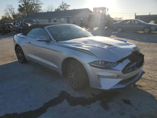 1FATP8UH7K5159729 - 2019 FORD MUSTANG SILVER photo 4