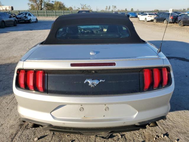 1FATP8UH7K5159729 - 2019 FORD MUSTANG SILVER photo 6