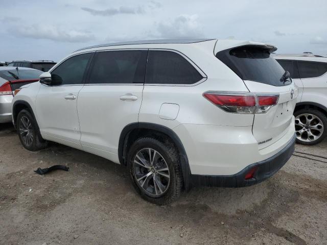 5TDKKRFH0GS137225 - 2016 TOYOTA HIGHLANDER XLE WHITE photo 2