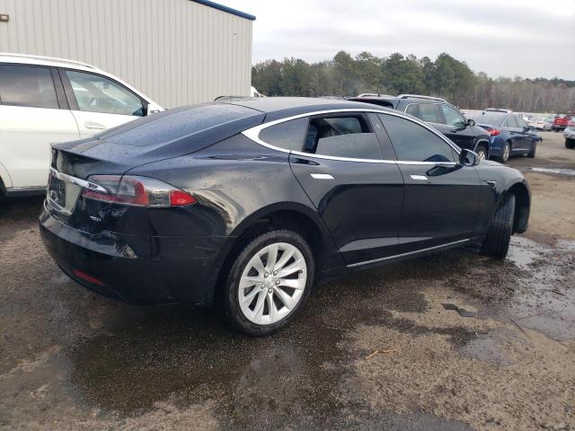 5YJSA1E27JF294022 - 2018 TESLA MODEL S BLACK photo 3