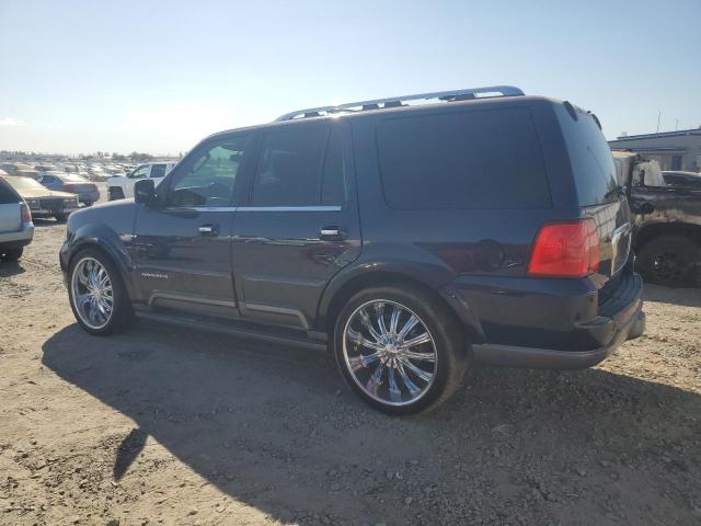 5LMFU27R34LJ00573 - 2004 LINCOLN NAVIGATOR BLUE photo 2