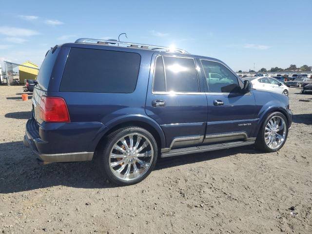 5LMFU27R34LJ00573 - 2004 LINCOLN NAVIGATOR BLUE photo 3
