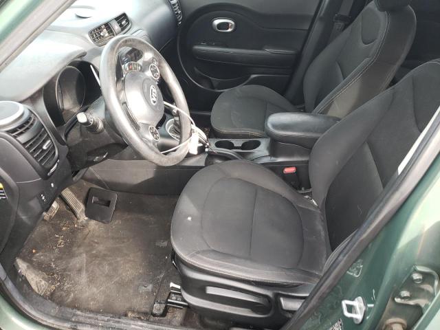 KNDJN2A28E7040424 - 2014 KIA SOUL GREEN photo 7