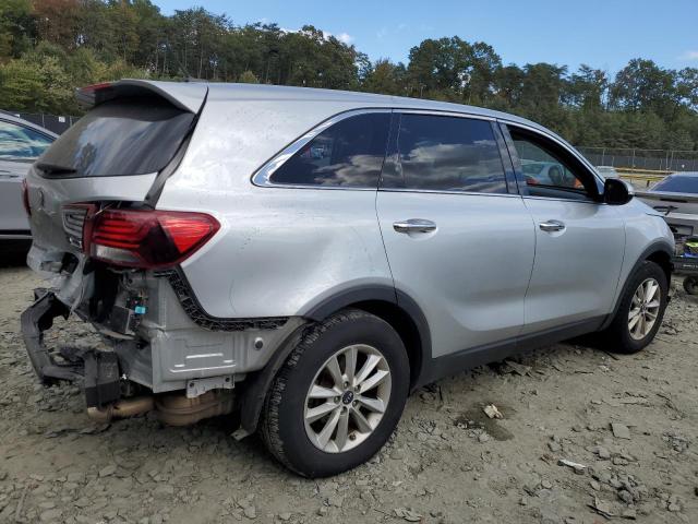 5XYPGDA59KG562780 - 2019 KIA SORENTO LX SILVER photo 3