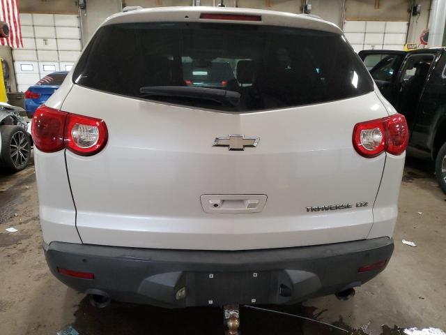 1GNKRLED2BJ114632 - 2011 CHEVROLET TRAVERSE LTZ WHITE photo 6