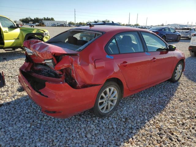 3VWD17AJ5FM235902 - 2015 VOLKSWAGEN JETTA SE RED photo 3