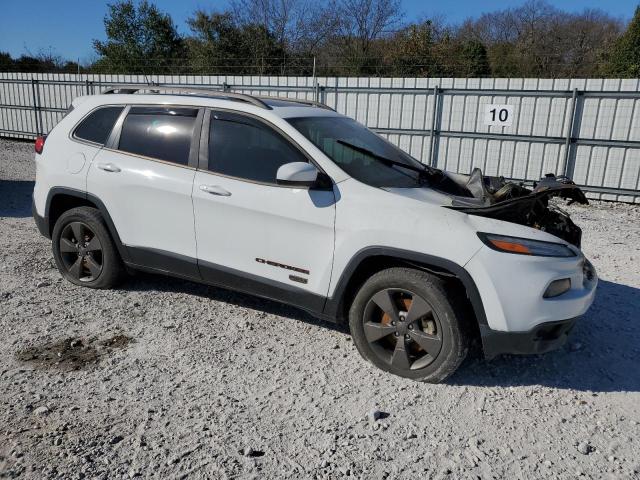 1C4PJMCB2GW295867 - 2016 JEEP CHEROKEE LATITUDE WHITE photo 4