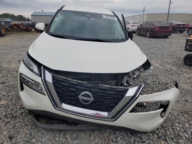 5N1BT3BA5PC748268 - 2023 NISSAN ROGUE SV WHITE photo 5