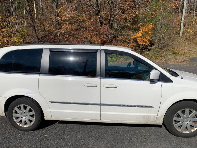 2C4RC1BG4CR273418 - 2012 CHRYSLER TOWN & COU TOURING WHITE photo 5