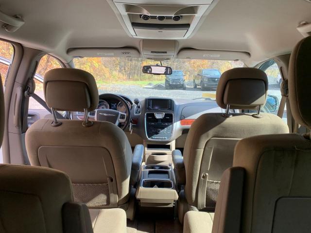 2C4RC1BG4CR273418 - 2012 CHRYSLER TOWN & COU TOURING WHITE photo 9