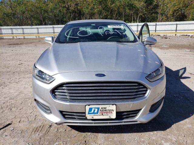 3FA6P0H70GR272717 - 2016 FORD FUSION SE SILVER photo 5