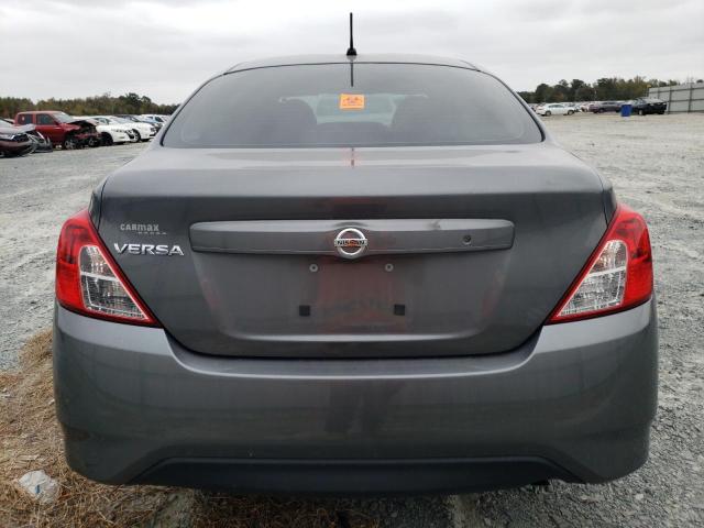 3N1CN7AP5JL832928 - 2018 NISSAN VERSA S GRAY photo 6