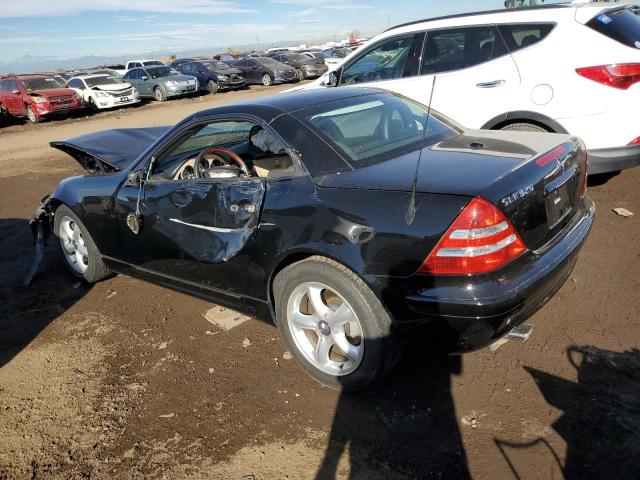 WDBKK65FX2F238987 - 2002 MERCEDES-BENZ SLK 320 BLACK photo 2