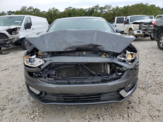 3FA6P0HD4JR267310 - 2018 FORD FUSION SE CHARCOAL photo 5