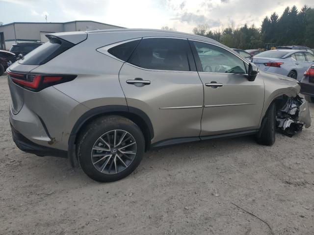 2T2GKCEZ3SC035198 - 2025 LEXUS NX 350H BASE SILVER photo 3