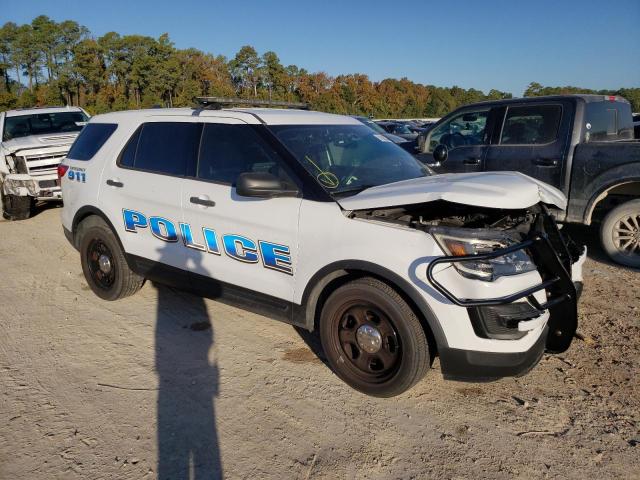 1FM5K8AR2JGA99971 - 2018 FORD EXPLORER POLICE INTERCEPTOR WHITE photo 4