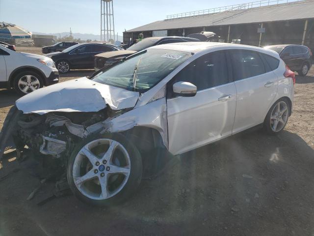 1FAHP3N22CL222543 - 2012 FORD FOCUS TITANIUM WHITE photo 1