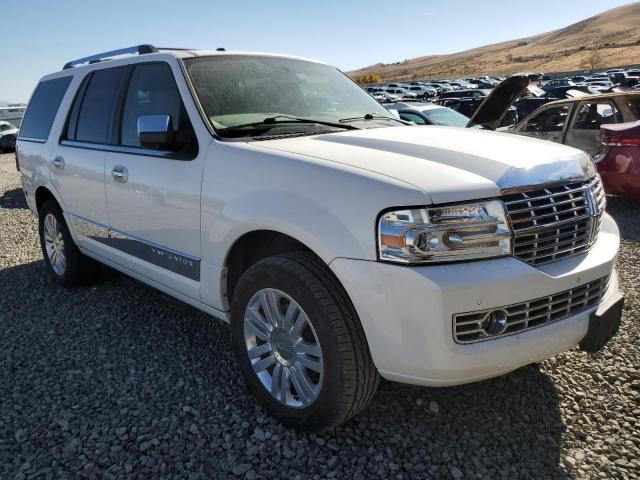 5LMJJ2J54BEJ09650 - 2011 LINCOLN NAVIGATOR 白色 照片 4