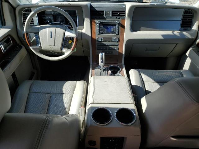 5LMJJ2J54BEJ09650 - 2011 LINCOLN NAVIGATOR 白色 照片 8
