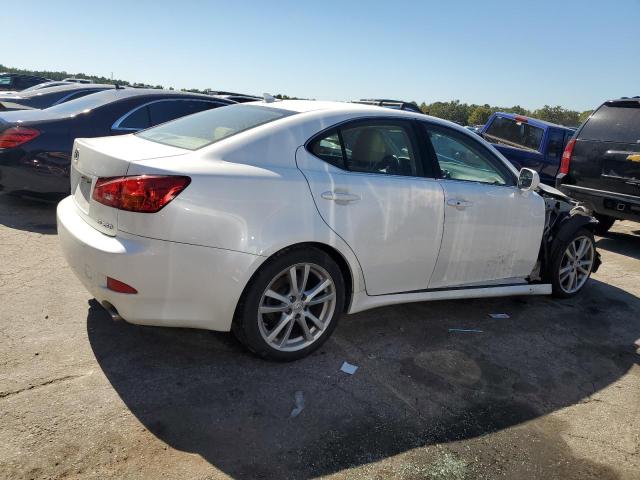 JTHBK262X72045631 - 2007 LEXUS IS 250 WHITE photo 3